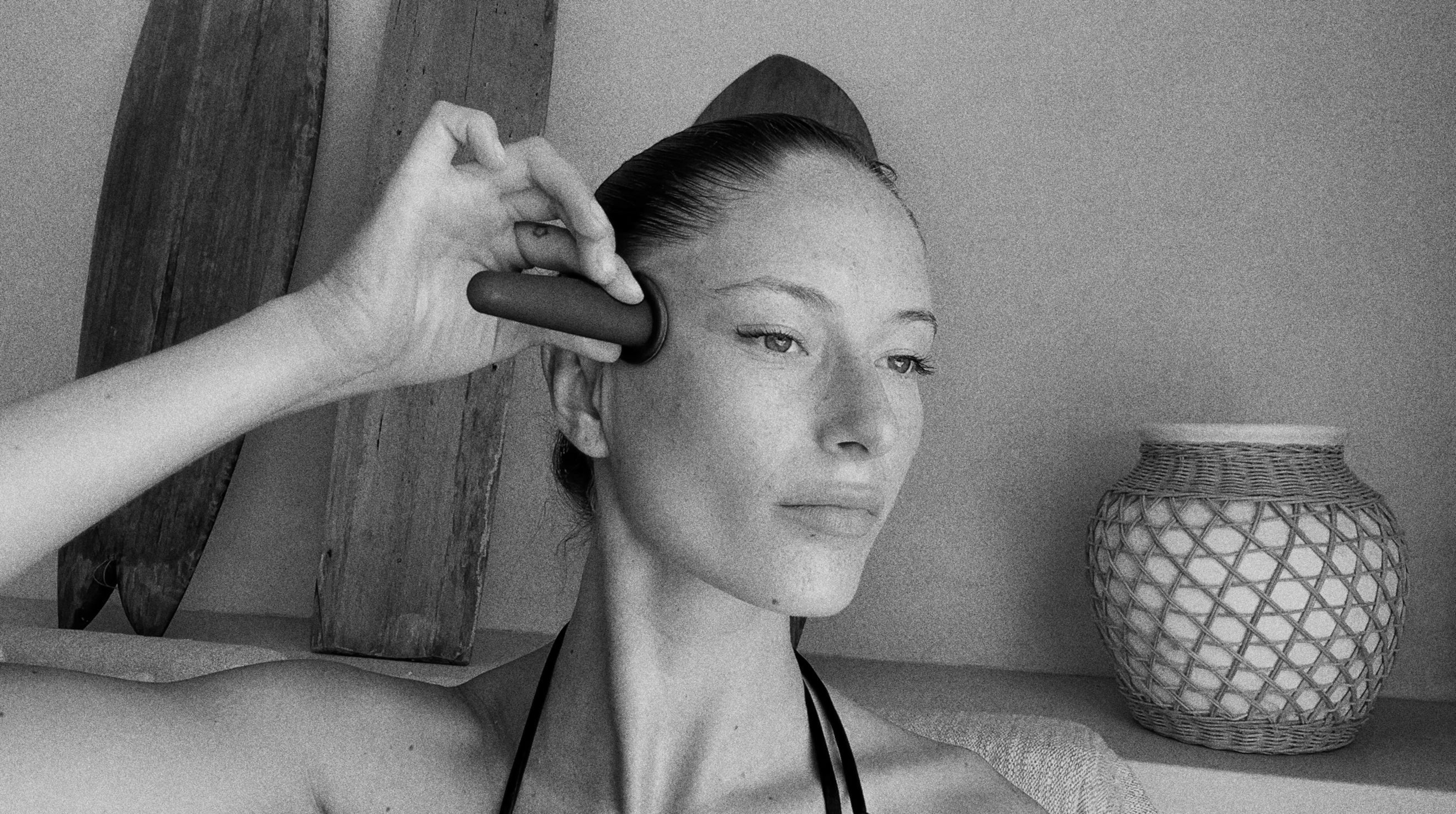 rejuvenate facial cupping set slō.