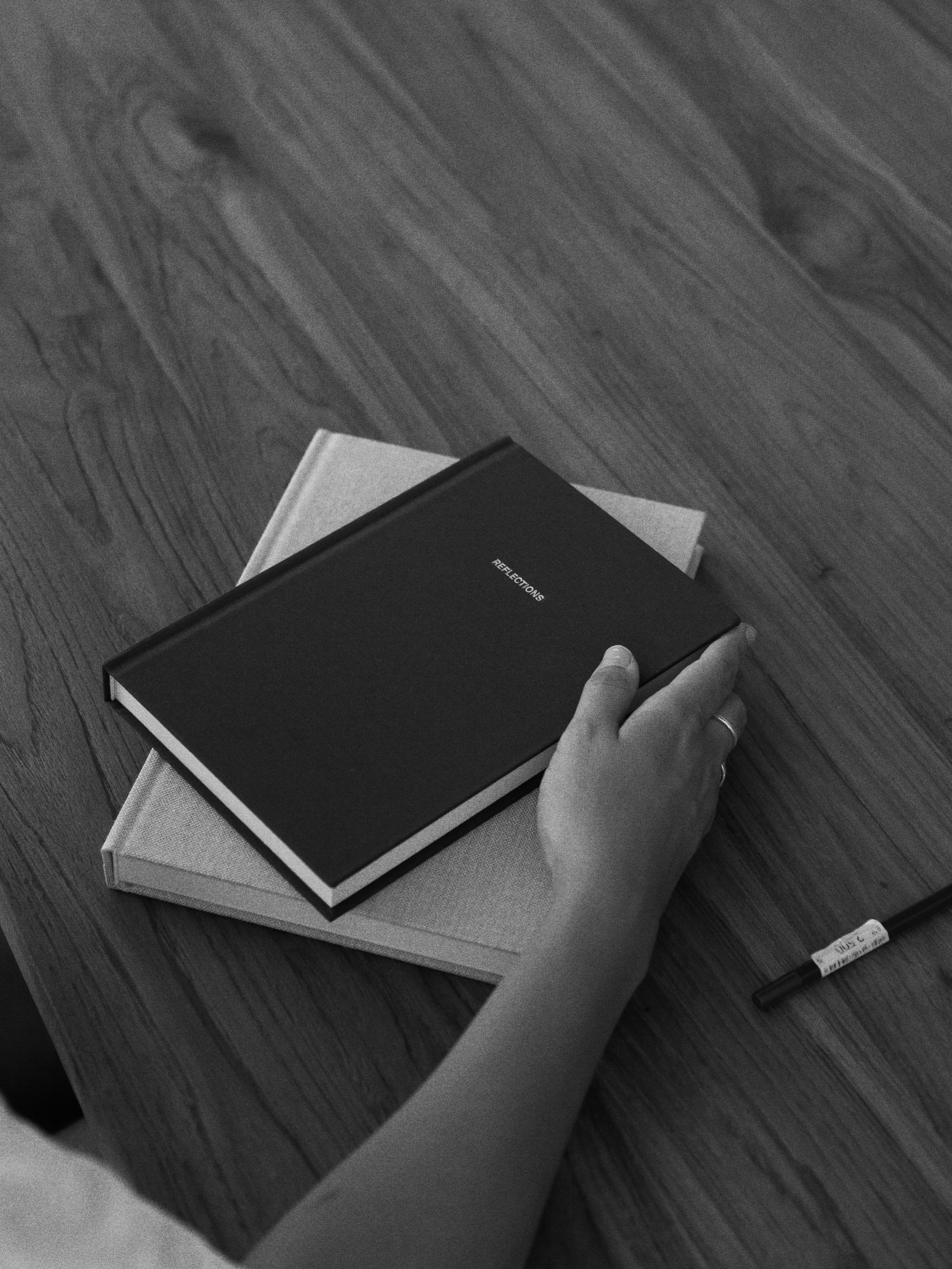 REFLECTIONS LINEN JOURNAL